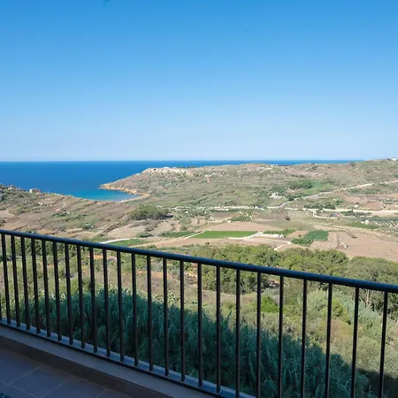 Διαμέρισμα 3 Bdr With Panoramic Valley Views *