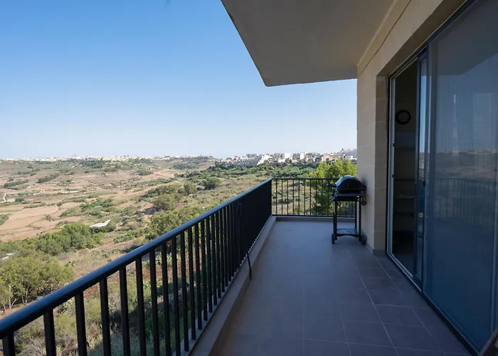 3 Bdr With Panoramic Valley Views