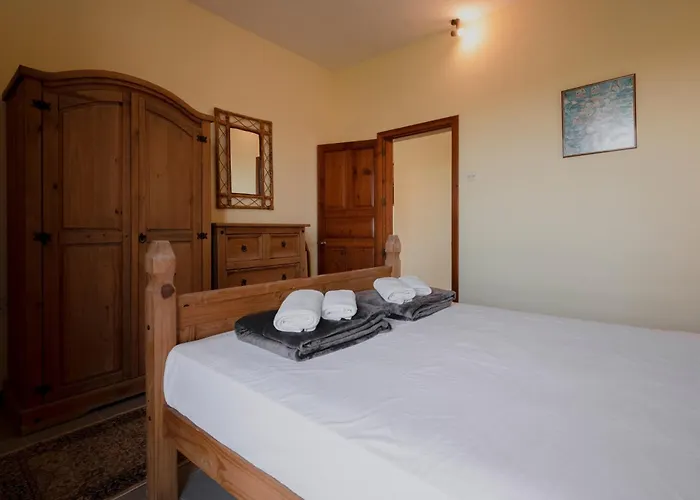 3 Bdr With Panoramic Valley Views *